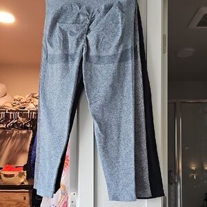 Women's Gray and Black Leggings